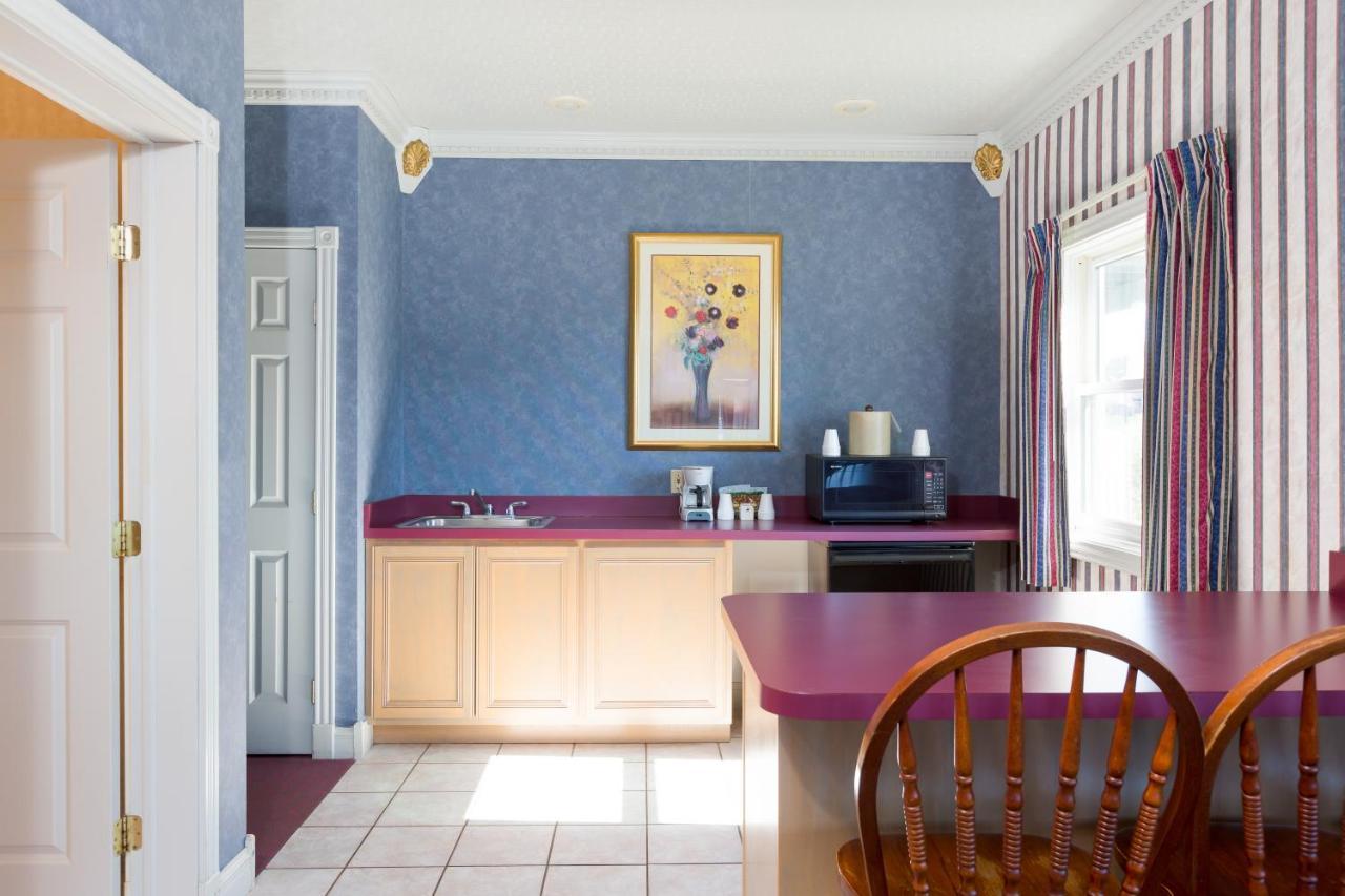 The Blue Heron Bed and breakfast La Porte